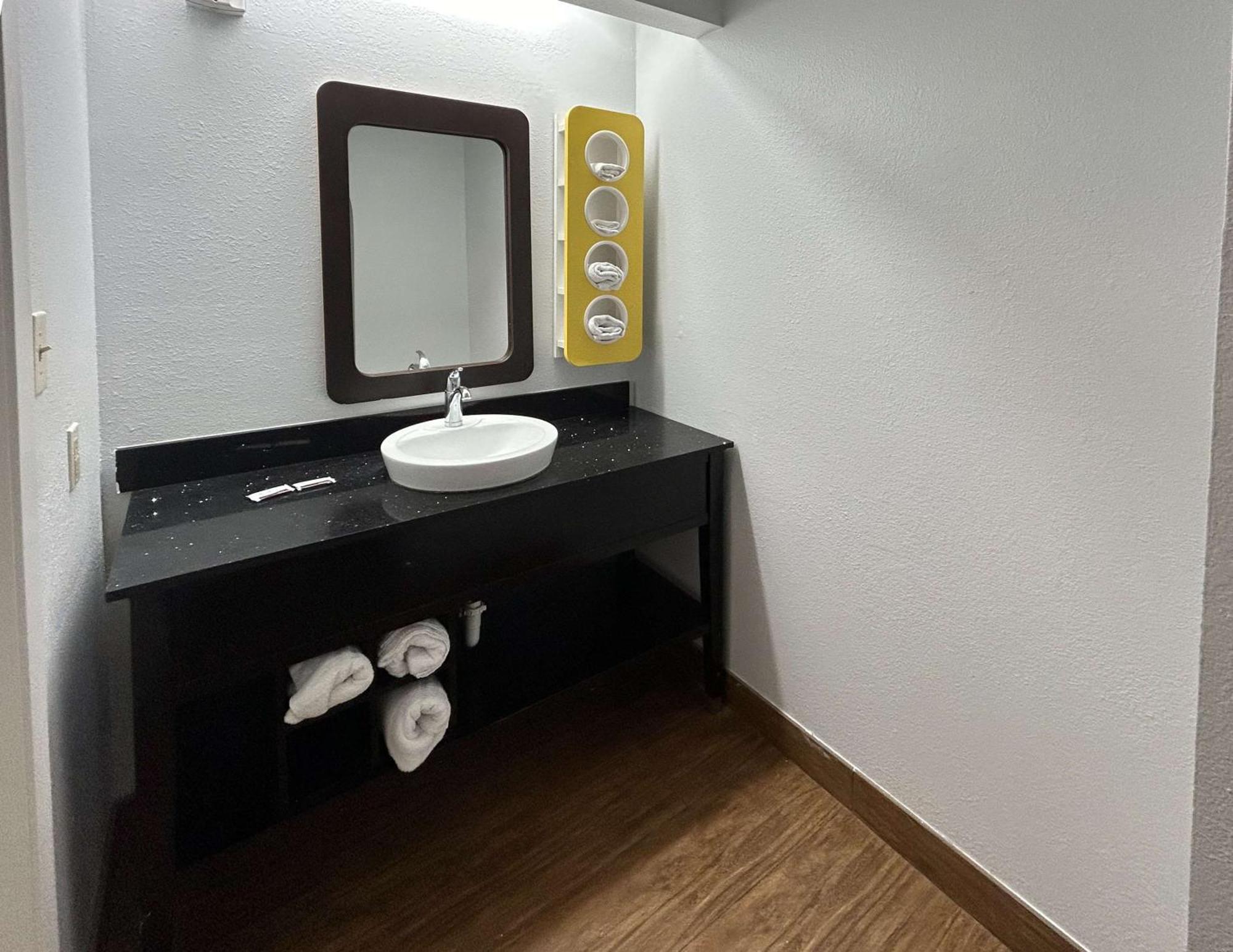 Motel 6 Denham Springs, La Eksteriør bilde